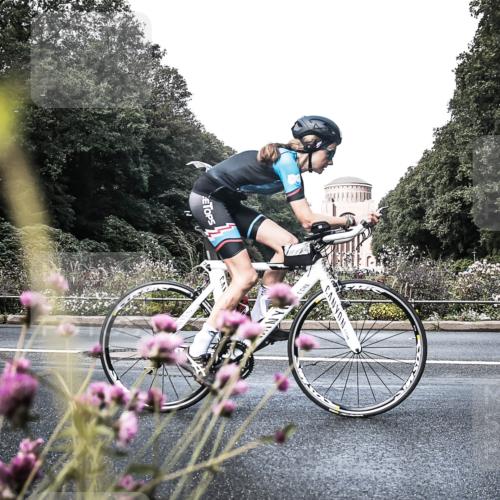 13.09.2026 - Stadtparktriathlon H.Heesch http://msf.ph/oto/10348048 13.09.2026 11:19:30 Radfahren 600, 733, 789, 808 meine-sportfotos.de