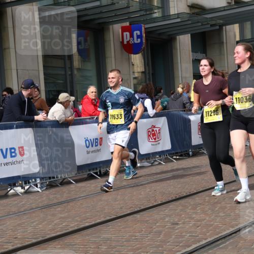 13.09.2026 - 21. swb-Marathon Bremen Strokosch-Dieckow http://msf.ph/oto/10348055 13.09.2026 11:11:13 Ziel 10155, 10510, 10511, 10546, 10552, 10977, 11036, 11216, 11239, 11289, 11458, 11533, 11702, 11870, 11927, 12082, 12126, 12220, 12286, 12311, 12336, 12464, 12508, 12553, 10163, 10313, 10419, 10527, 10547, 10611, 10644, 10653, 10792, 10841, 11043, 11062, 11141, 11231, 11237, 11483, 11679, 11691, 11745, 11993, 12148, 12396, 12401, 12507 meine-sportfotos.de