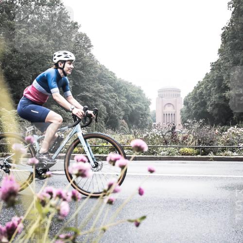13.09.2026 - Stadtparktriathlon H.Heesch http://msf.ph/oto/10348085 13.09.2026 10:17:17 Radfahren 241, 245 meine-sportfotos.de