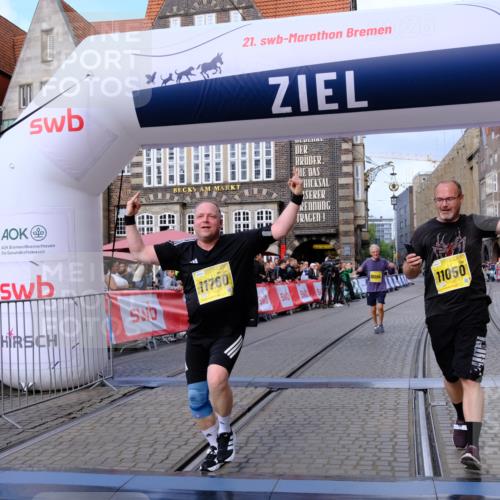 13.09.2026 - 21. swb-Marathon Bremen Tim E. http://msf.ph/oto/10348096 13.09.2026 11:19:41 Ziel 10004, 10629, 10933, 11050, 11760, 12224, 12462 meine-sportfotos.de