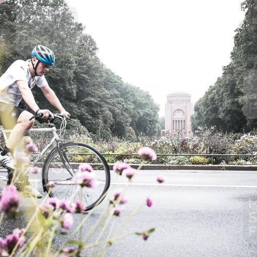 13.09.2026 - Stadtparktriathlon H.Heesch http://msf.ph/oto/10348105 13.09.2026 10:17:37 Radfahren 275, 337 meine-sportfotos.de