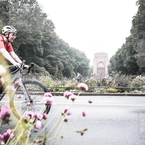 13.09.2026 - Stadtparktriathlon H.Heesch http://msf.ph/oto/10348118 13.09.2026 10:17:54 Radfahren 257, 283 meine-sportfotos.de