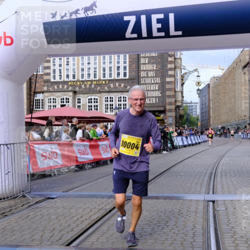 13.09.2026 - 21. swb-Marathon Bremen Tim E. http://msf.ph/oto/10348121 13.09.2026 11:19:46 Ziel 10004, 10629, 10933, 11050, 11760, 12224 meine-sportfotos.de