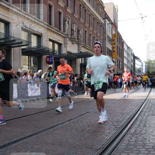 13.09.2026 - 21. swb-Marathon Bremen Strokosch-Dieckow http://msf.ph/oto/10348134 13.09.2026 13:30:41 Ziel 244, 1189, 1398, 1479, 1533, 1841, 1941, 2513, 2802, 2902, 3360, 3800, 4251, 4647, 5600, 5681, 5802, 5822, 5846, 5900, 6307, 6419, 6732, 7198, 7359, 7637, 7760, 7798, 7882, 8382, 8543, 8616, 9274, 9290, 9507, 9653, 9767, 9937, 9958, 9962, 9969, 9976, 9977, 13152, 13215, 625, 800, 834, 1067, 1533, 1771, 1841, 1926, 1941, 2265, 2369, 2452, 2723, 2900, 2985, 3163, 3164, 3425, 4058, 4206, 4332, 4342, 4415, 4425, 4748, 4757, 4920, 5506, 5551, 7821, 8090, 8169, 8314, 8494 meine-sportfotos.de