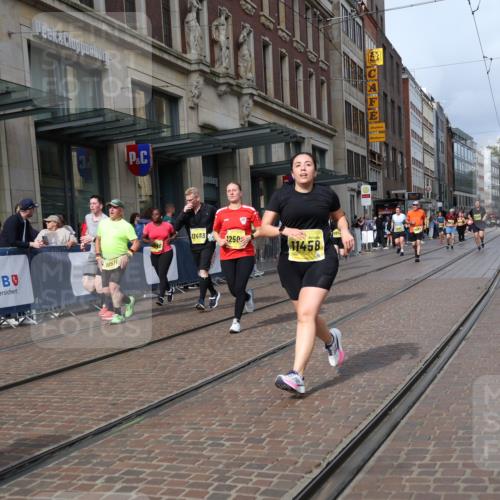 13.09.2026 - 21. swb-Marathon Bremen Strokosch-Dieckow http://msf.ph/oto/10348143 13.09.2026 11:11:15 Ziel 10155, 10510, 10511, 10546, 10552, 10616, 10977, 11036, 11216, 11239, 11289, 11533, 11702, 11870, 11927, 12082, 12126, 12220, 12286, 12311, 12336, 12464, 12508, 12553, 10313, 10419, 10527, 10611, 10644, 10653, 10792, 10841, 11043, 11062, 11141, 11231, 11237, 11458, 11483, 11679, 11691, 11745, 11993, 12148, 12396, 12401, 12507 meine-sportfotos.de