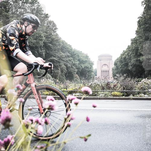 13.09.2026 - Stadtparktriathlon H.Heesch http://msf.ph/oto/10348156 13.09.2026 10:18:21 Radfahren 258, 261, 276 meine-sportfotos.de