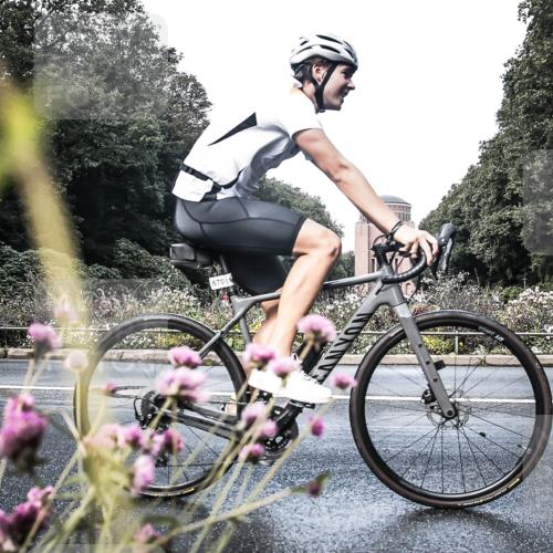 13.09.2026 - Stadtparktriathlon H.Heesch http://msf.ph/oto/10348177 13.09.2026 11:20:33 Radfahren 633, 643, 670, 815 meine-sportfotos.de