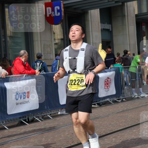 13.09.2026 - 21. swb-Marathon Bremen Strokosch-Dieckow http://msf.ph/oto/10348219 13.09.2026 11:11:17 Ziel 10155, 10510, 10511, 10546, 10552, 10616, 10977, 11036, 11216, 11239, 11289, 11533, 11702, 11870, 11927, 12082, 12126, 12220, 12286, 12311, 12336, 12464, 12508, 12553, 10313, 10419, 10527, 10611, 10644, 10653, 10841, 11062, 11141, 11231, 11237, 11458, 11483, 11679, 11691, 11745, 11993, 12148, 12396, 12401, 12507 meine-sportfotos.de
