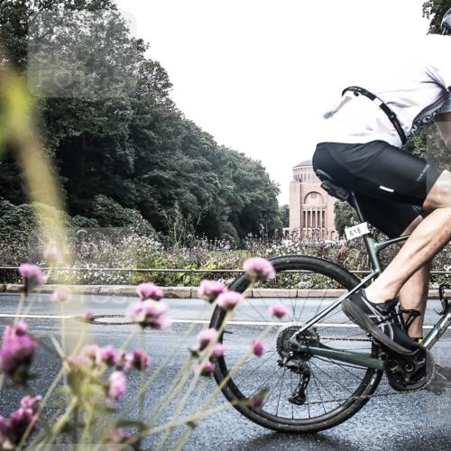 13.09.2026 - Stadtparktriathlon H.Heesch http://msf.ph/oto/10348228 13.09.2026 11:20:59 Radfahren 618, 621, 665, 686, 745, 806 meine-sportfotos.de