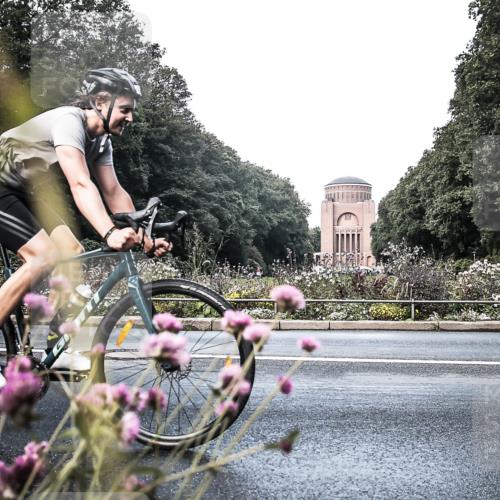 13.09.2026 - Stadtparktriathlon H.Heesch http://msf.ph/oto/10348241 13.09.2026 11:21:03 Radfahren 621, 741, 745 meine-sportfotos.de