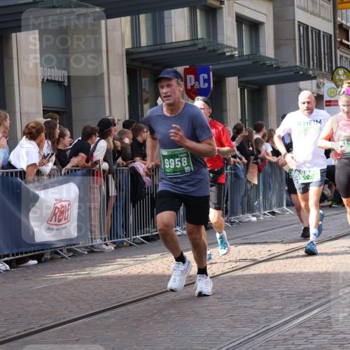 13.09.2026 - 21. swb-Marathon Bremen Strokosch-Dieckow http://msf.ph/oto/10348260 13.09.2026 13:30:44 Ziel 217, 244, 1189, 1398, 1479, 2513, 2802, 2902, 3360, 3800, 4251, 4647, 5600, 5673, 5681, 5846, 5900, 6307, 6419, 6732, 7198, 7359, 7637, 7760, 7798, 7882, 8097, 8382, 8543, 8616, 9274, 9290, 9507, 9653, 9767, 9937, 9958, 9962, 9969, 9976, 9977, 13152, 13215, 625, 800, 834, 1067, 1533, 1771, 1841, 1926, 1941, 2369, 2452, 2723, 2985, 3163, 3164, 3425, 4058, 4206, 4332, 4342, 4415, 4425, 4748, 4757, 4920, 5506, 5551, 5681, 5802, 7821, 8169, 8314 meine-sportfotos.de