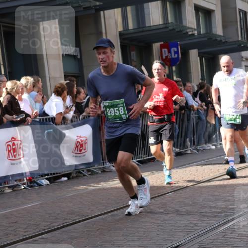 13.09.2026 - 21. swb-Marathon Bremen Strokosch-Dieckow http://msf.ph/oto/10348269 13.09.2026 13:30:45 Ziel 217, 244, 1189, 1398, 1479, 2513, 2802, 2902, 3360, 3762, 3800, 4251, 4647, 5600, 5673, 5846, 5900, 6307, 6419, 6619, 6732, 7198, 7359, 7637, 7760, 7798, 7882, 8097, 8382, 8543, 8616, 9274, 9290, 9337, 9507, 9767, 9937, 9958, 9962, 9969, 9976, 9977, 13152, 13215, 625, 800, 834, 1067, 1533, 1771, 1841, 1926, 1941, 2369, 2452, 2723, 2985, 3163, 3164, 3425, 4058, 4206, 4332, 4342, 4415, 4425, 4748, 4757, 4920, 5506, 5551, 5681, 5802, 7821, 8169 meine-sportfotos.de