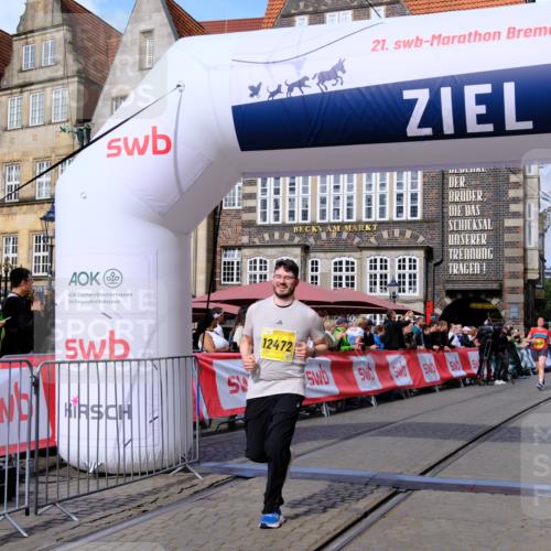 13.09.2026 - 21. swb-Marathon Bremen Tim E. http://msf.ph/oto/10348284 13.09.2026 11:20:11 Ziel 10430, 10882, 11546, 12472 meine-sportfotos.de