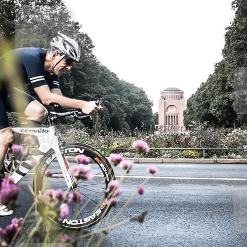 13.09.2026 - Stadtparktriathlon H.Heesch http://msf.ph/oto/10348290 13.09.2026 11:21:32 Radfahren 636, 674, 757 meine-sportfotos.de