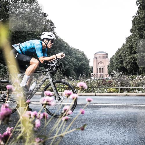 13.09.2026 - Stadtparktriathlon H.Heesch http://msf.ph/oto/10348331 13.09.2026 11:22:13 Radfahren 646, 751 meine-sportfotos.de