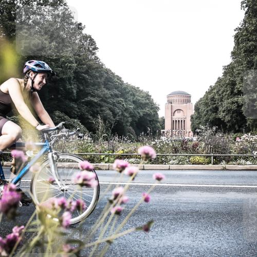 13.09.2026 - Stadtparktriathlon H.Heesch http://msf.ph/oto/10348337 13.09.2026 11:22:16 Radfahren 592, 640, 646, 699, 751 meine-sportfotos.de