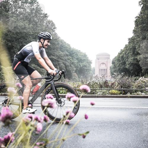 13.09.2026 - Stadtparktriathlon H.Heesch http://msf.ph/oto/10348338 13.09.2026 10:19:47 Radfahren 267, 402, 406, 437, 439 meine-sportfotos.de