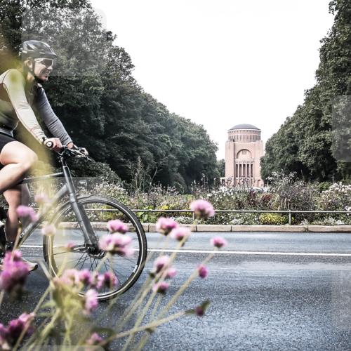 13.09.2026 - Stadtparktriathlon H.Heesch http://msf.ph/oto/10348357 13.09.2026 11:22:26 Radfahren 671, 687, 780, 805 meine-sportfotos.de