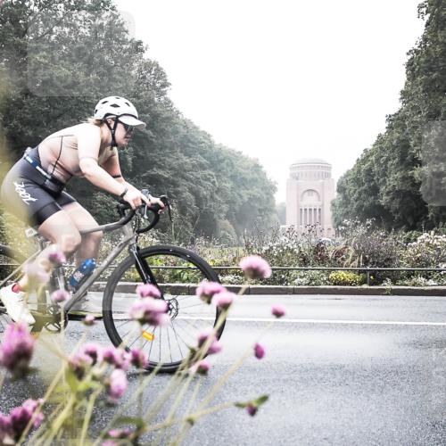 13.09.2026 - Stadtparktriathlon H.Heesch http://msf.ph/oto/10348382 13.09.2026 10:20:07 Radfahren 253, 346, 347 meine-sportfotos.de