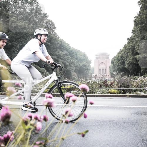 13.09.2026 - Stadtparktriathlon H.Heesch http://msf.ph/oto/10348413 13.09.2026 10:20:20 Radfahren 238, 248, 310, 385, 390, 400, 433, 450 meine-sportfotos.de