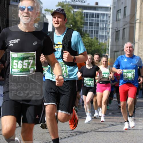 13.09.2026 - 21. swb-Marathon Bremen Strokosch-Dieckow http://msf.ph/oto/10348433 13.09.2026 13:32:45 Ziel 287, 1369, 1687, 2292, 2293, 2910, 2992, 3402, 3429, 3441, 3650, 3878, 3922, 4057, 4263, 4380, 4471, 4655, 4835, 5281, 6258, 6518, 6593, 6760, 6781, 6857, 6875, 6900, 7150, 7173, 7553, 7572, 7990, 8632, 8957, 9040, 9151, 9175, 9198, 9283, 9719, 9779, 13029, 13208, 13244, 891, 1532, 2638, 3167, 3404, 3773, 3902, 4194, 4233, 5009, 5090, 5706, 6018, 6786, 6941, 7756, 8506, 9406, 9745, 9829, 10048, 13039, 13146, 13164, 13232, 13234, 13247 meine-sportfotos.de
