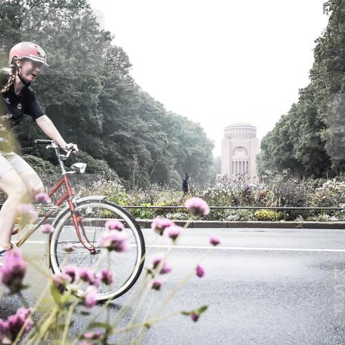 13.09.2026 - Stadtparktriathlon H.Heesch http://msf.ph/oto/10348437 13.09.2026 10:20:26 Radfahren 308, 383, 385 meine-sportfotos.de
