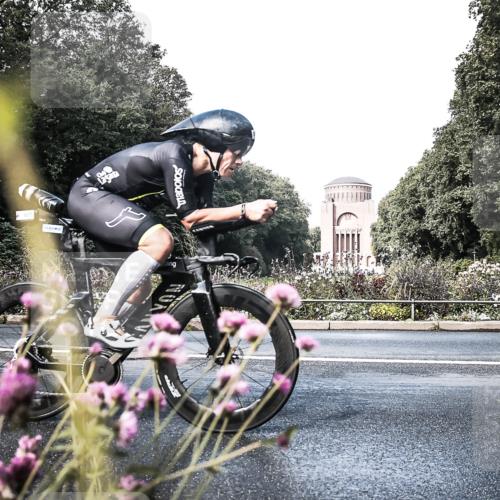13.09.2026 - Stadtparktriathlon H.Heesch http://msf.ph/oto/10348539 13.09.2026 11:24:24 Radfahren 655, 676, 712 meine-sportfotos.de