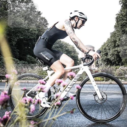 13.09.2026 - Stadtparktriathlon H.Heesch http://msf.ph/oto/10348542 13.09.2026 11:24:25 Radfahren 655, 676, 712 meine-sportfotos.de