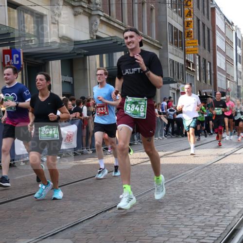 13.09.2026 - 21. swb-Marathon Bremen Strokosch-Dieckow http://msf.ph/oto/10348554 13.09.2026 13:30:54 Ziel 217, 1398, 1479, 1627, 2244, 2513, 2602, 2802, 2902, 3396, 3762, 3800, 4477, 4647, 5375, 5673, 5720, 5765, 5846, 5979, 6307, 6419, 6619, 6732, 7001, 7198, 7296, 7359, 7637, 7798, 7812, 7882, 8035, 8097, 8339, 8342, 8382, 8543, 8726, 9147, 9274, 9337, 9822, 9937, 9958, 9962, 9969, 9976, 9977, 13066, 13152, 244, 625, 800, 834, 1189, 1533, 1771, 1841, 1926, 1941, 2369, 2452, 2723, 2985, 3360, 4206, 4251, 4332, 4342, 4425, 4757, 4920, 5551, 5600, 5681, 5802, 6307, 7760, 8543 meine-sportfotos.de