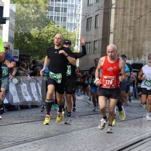 13.09.2026 - 21. swb-Marathon Bremen Strokosch-Dieckow http://msf.ph/oto/10348557 13.09.2026 13:28:45 Ziel 178, 210, 1239, 1380, 1460, 2047, 2764, 2977, 3028, 3294, 3597, 4250, 5250, 5683, 5889, 8429, 8483, 8570, 9064, 9549, 430, 722, 725, 936, 1014, 1688, 2223, 2276, 2378, 2851, 2891, 3419, 3444, 3665, 3938, 5267, 5531, 5691, 5865, 6099, 6817, 6937, 6955, 7134, 8984, 8985, 9562, 13174 meine-sportfotos.de