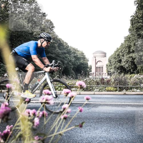 13.09.2026 - Stadtparktriathlon H.Heesch http://msf.ph/oto/10348558 13.09.2026 11:24:33 Radfahren 467, 649, 779 meine-sportfotos.de