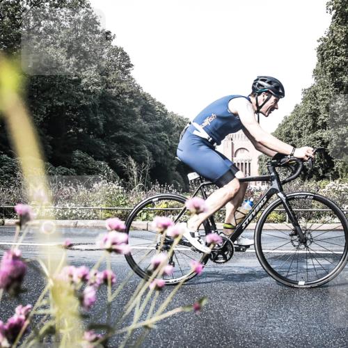 13.09.2026 - Stadtparktriathlon H.Heesch http://msf.ph/oto/10348568 13.09.2026 11:24:38 Radfahren 739, 762, 779, 795, 1799 meine-sportfotos.de
