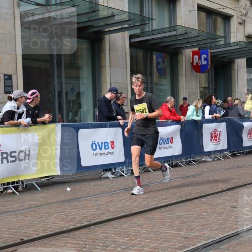 13.09.2026 - 21. swb-Marathon Bremen Strokosch-Dieckow http://msf.ph/oto/10348577 13.09.2026 11:11:41 Ziel 10490, 10582, 11585, 12012, 10155, 10510, 10511, 10546, 10552, 10616, 10977, 11036, 11216, 11239, 11289, 11533, 11702, 11870, 11927, 12082, 12126, 12220, 12286, 12311, 12336, 12464, 12508, 12553 meine-sportfotos.de