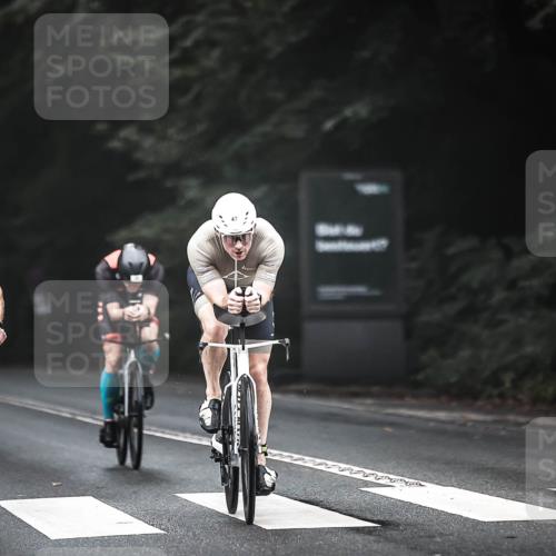 13.09.2026 - Stadtparktriathlon H.Heesch http://msf.ph/oto/10348602 13.09.2026 09:14:05 Radfahren 1, 47, 70, 75, 76, 88, 99, 133, 151 meine-sportfotos.de