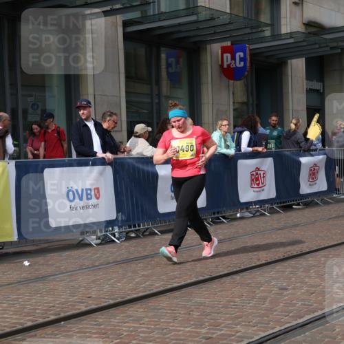 13.09.2026 - 21. swb-Marathon Bremen Strokosch-Dieckow http://msf.ph/oto/10348619 13.09.2026 11:11:47 Ziel 10490, 10582, 11052, 11585, 11633, 12012, 10155, 10510, 10511, 10546, 10552, 10616, 10977, 11239, 11289, 11533, 11702, 11927, 12082, 12220, 12286, 12311, 12336, 12508, 12553 meine-sportfotos.de