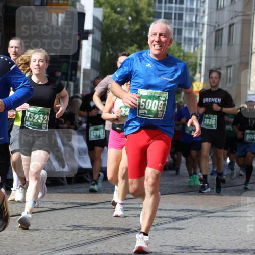 13.09.2026 - 21. swb-Marathon Bremen Strokosch-Dieckow http://msf.ph/oto/10348676 13.09.2026 13:32:46 Ziel 287, 1369, 1687, 2292, 2293, 2910, 2992, 3354, 3402, 3429, 3441, 3650, 3878, 3922, 4057, 4263, 4380, 4471, 4655, 4835, 5281, 6518, 6593, 6760, 6781, 6857, 6900, 7150, 7173, 7553, 7572, 7990, 8632, 8957, 9040, 9151, 9175, 9198, 9283, 9719, 9779, 13029, 13208, 13244, 891, 1532, 2638, 3167, 3404, 3773, 3902, 4194, 4233, 5009, 5090, 5706, 6018, 6786, 6941, 7756, 8506, 9292, 9406, 9745, 9829, 10048, 13039, 13146, 13164, 13232, 13234, 13247 meine-sportfotos.de