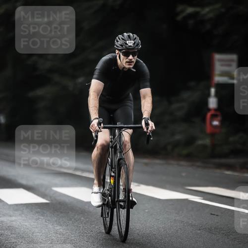 13.09.2026 - Stadtparktriathlon H.Heesch http://msf.ph/oto/10348691 13.09.2026 10:59:31 Radfahren 481, 599, 626 meine-sportfotos.de