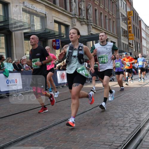 13.09.2026 - 21. swb-Marathon Bremen Strokosch-Dieckow http://msf.ph/oto/10348692 13.09.2026 13:30:59 Ziel 217, 922, 1398, 1627, 2244, 2513, 2602, 2707, 2802, 3152, 3343, 3392, 3396, 3579, 3762, 3800, 4477, 4647, 5375, 5504, 5673, 5720, 5765, 5846, 5979, 6147, 6419, 6619, 6732, 6968, 7001, 7296, 7359, 7637, 7812, 7882, 8035, 8097, 8239, 8339, 8342, 8382, 8726, 9147, 9274, 9337, 9822, 9969, 9977, 13066, 244, 800, 834, 1189, 1479, 1533, 1771, 1841, 1926, 1941, 2369, 2452, 2723, 2902, 2985, 3360, 4251, 4920, 5600, 5681, 5802, 6307, 7198, 7760, 7798, 8543 meine-sportfotos.de