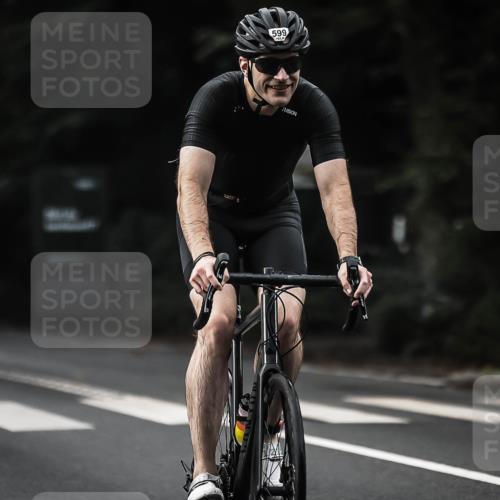 13.09.2026 - Stadtparktriathlon H.Heesch http://msf.ph/oto/10348705 13.09.2026 10:59:32 Radfahren 481, 490, 599, 626 meine-sportfotos.de
