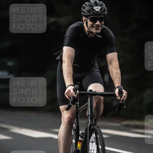 13.09.2026 - Stadtparktriathlon H.Heesch http://msf.ph/oto/10348707 13.09.2026 10:59:32 Radfahren 481, 490, 599, 626 meine-sportfotos.de