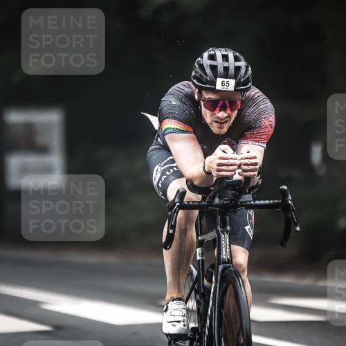 13.09.2026 - Stadtparktriathlon H.Heesch http://msf.ph/oto/10348708 13.09.2026 09:14:18 Radfahren 51, 56, 64, 65, 84, 114, 158 meine-sportfotos.de