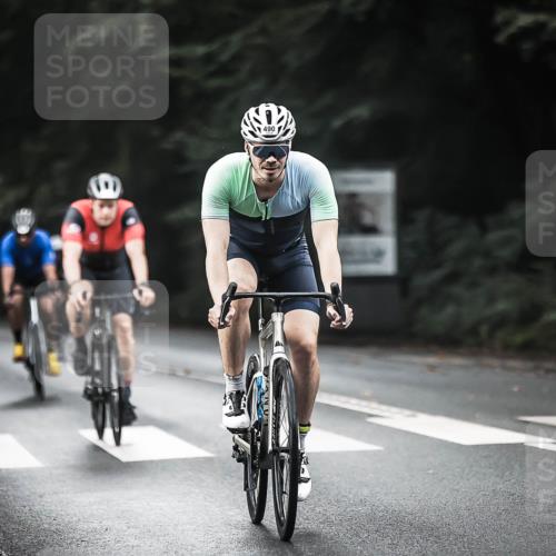 13.09.2026 - Stadtparktriathlon H.Heesch http://msf.ph/oto/10348734 13.09.2026 10:59:38 Radfahren 490, 626, 629, 641, 646, 649 meine-sportfotos.de