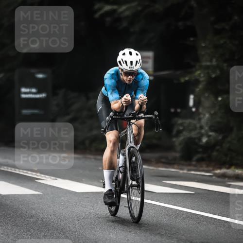 13.09.2026 - Stadtparktriathlon H.Heesch http://msf.ph/oto/10348791 13.09.2026 10:59:42 Radfahren 469, 490, 550, 584, 626, 629, 641, 646, 649 meine-sportfotos.de
