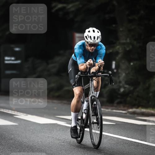 13.09.2026 - Stadtparktriathlon H.Heesch http://msf.ph/oto/10348797 13.09.2026 10:59:42 Radfahren 469, 490, 550, 584, 626, 629, 641, 646, 649 meine-sportfotos.de