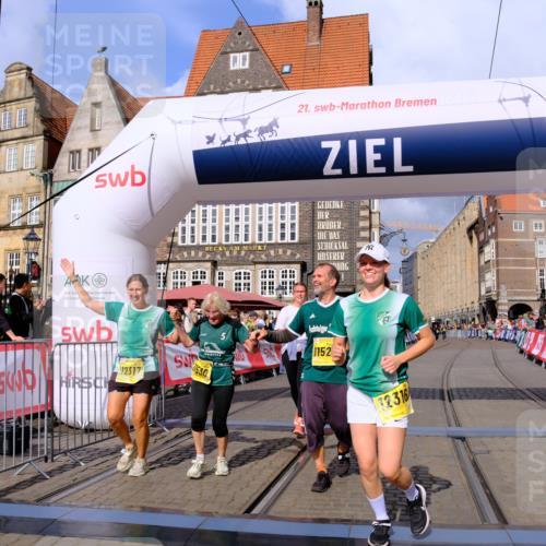 13.09.2026 - 21. swb-Marathon Bremen Tim E. http://msf.ph/oto/10348804 13.09.2026 11:20:56 Ziel 10161, 11529, 11530, 11541, 11675, 11980, 12153, 12316, 12317 meine-sportfotos.de