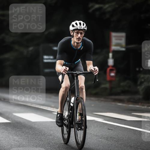 13.09.2026 - Stadtparktriathlon H.Heesch http://msf.ph/oto/10348828 13.09.2026 10:59:45 Radfahren 469, 550, 584, 606, 629, 641, 646, 649 meine-sportfotos.de