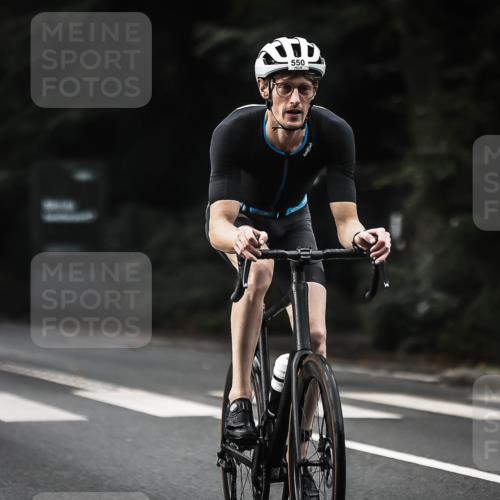 13.09.2026 - Stadtparktriathlon H.Heesch http://msf.ph/oto/10348835 13.09.2026 10:59:46 Radfahren 469, 550, 584, 606, 629, 646, 649, 678 meine-sportfotos.de