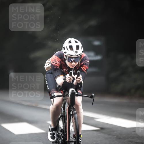 13.09.2026 - Stadtparktriathlon H.Heesch http://msf.ph/oto/10348874 13.09.2026 09:14:36 Radfahren 23, 81, 123, 178, 198, 201 meine-sportfotos.de