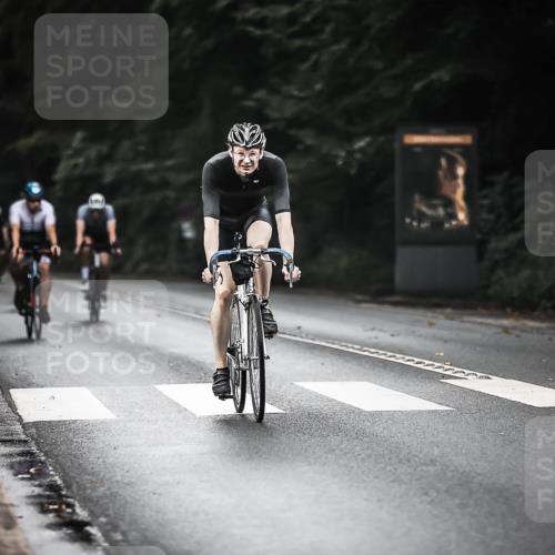 13.09.2026 - Stadtparktriathlon H.Heesch http://msf.ph/oto/10348879 13.09.2026 10:59:50 Radfahren 469, 518, 550, 575, 584, 606, 678, 699 meine-sportfotos.de