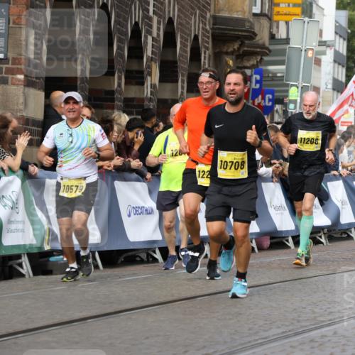13.09.2026 - 21. swb-Marathon Bremen Strokosch-Dieckow http://msf.ph/oto/10348895 13.09.2026 10:54:02 Ziel 10141, 10174, 10222, 10227, 10255, 10478, 10479, 10626, 10684, 10685, 10838, 10845, 10905, 11242, 11446, 11489, 11502, 11596, 11800, 11950, 12119, 12331, 12341, 12405, 12492, 12515, 13597, 10996, 11290, 11329, 11361, 11476, 11765, 11843, 11989, 11998 meine-sportfotos.de